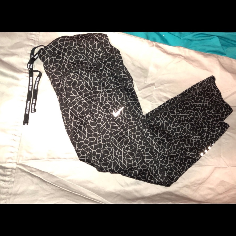 Nike leggings